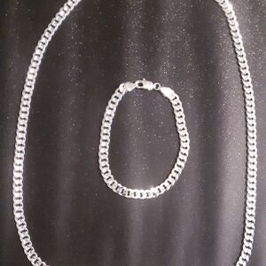 Elegant Silver Necklace and Bracelet Set